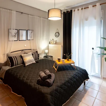 Eleni's Boutique Apartment *