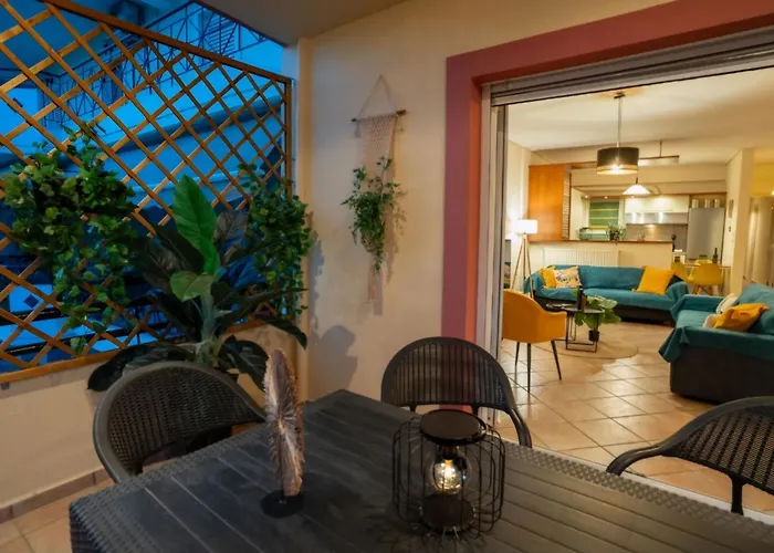 Eleni's Boutique Apartment *